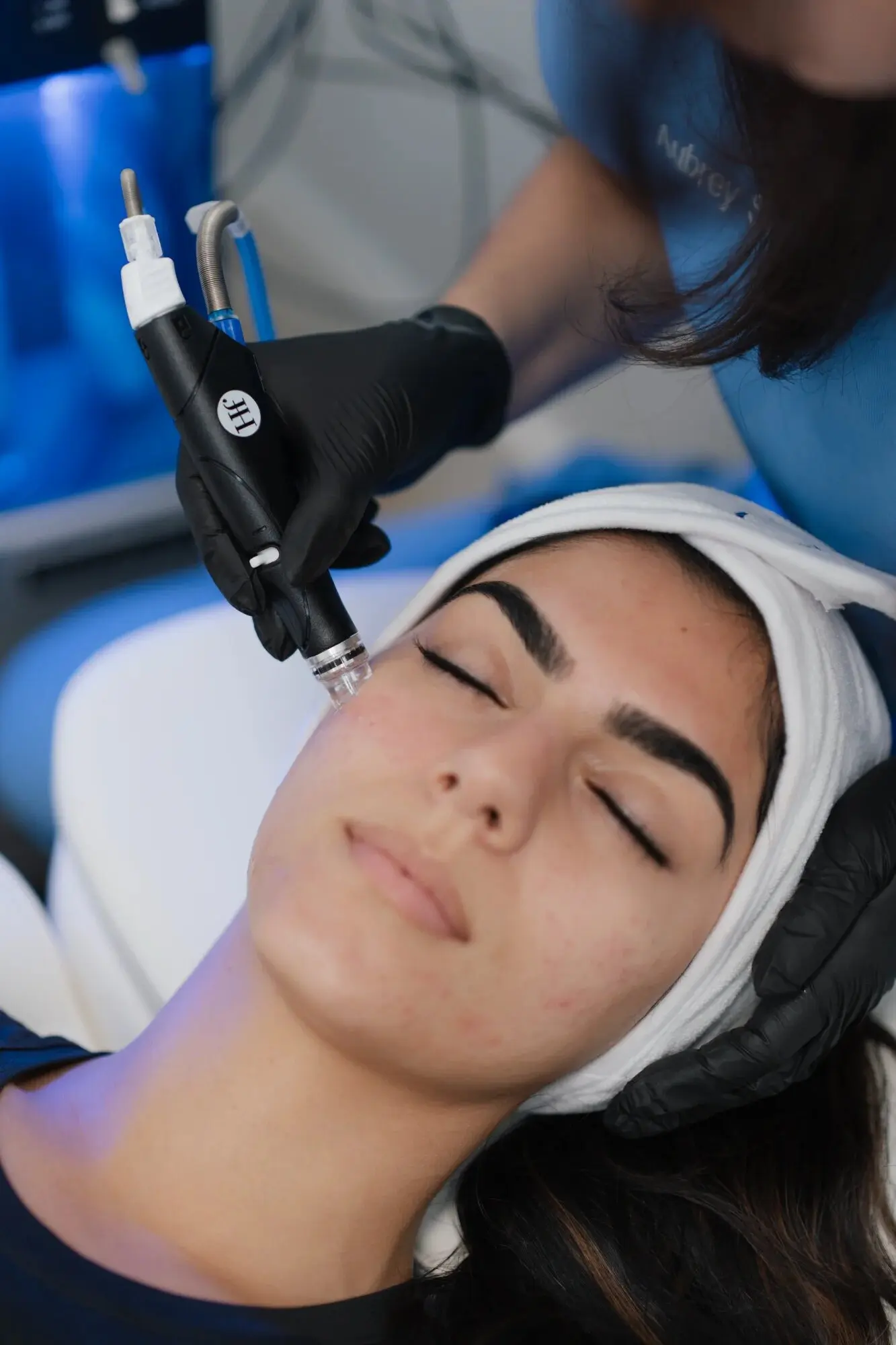 HydraFacial treatment at Highland Longevity